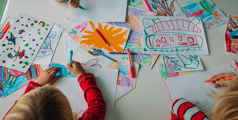 Cours d'arts plastiques - À partir de 4 ans